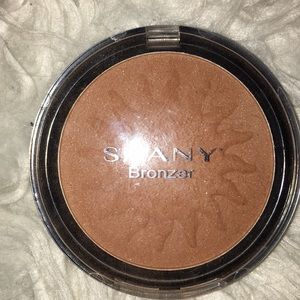 Bronzer